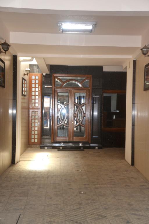 Peace Inn Chennai Eksteriør bilde