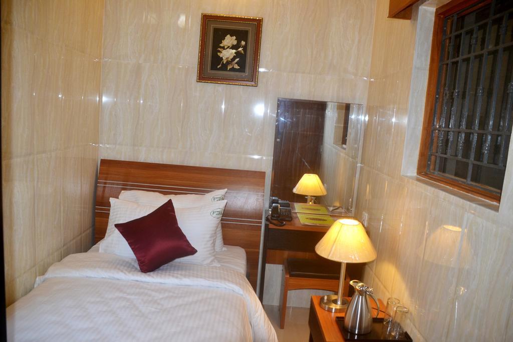 Peace Inn Chennai Eksteriør bilde