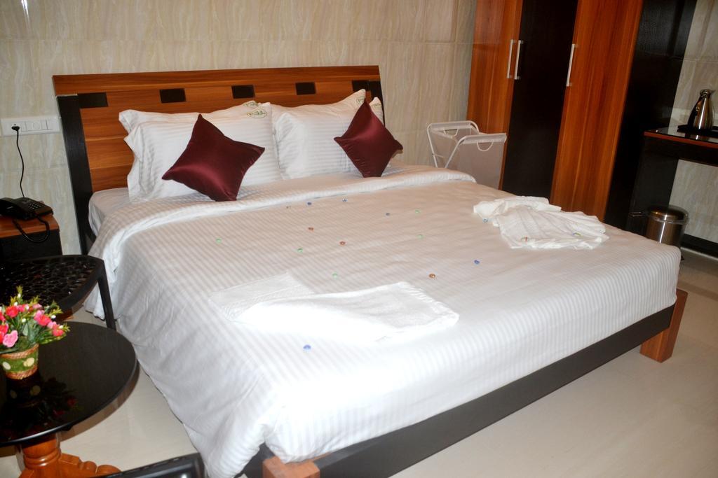 Peace Inn Chennai Eksteriør bilde
