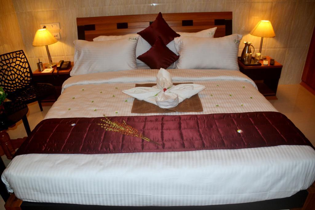 Peace Inn Chennai Eksteriør bilde